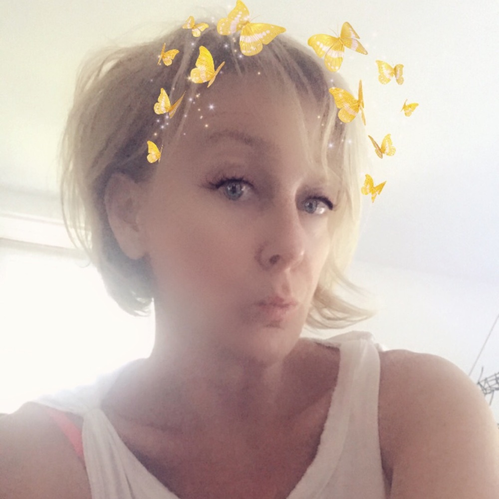 Meet your Posher, Renee